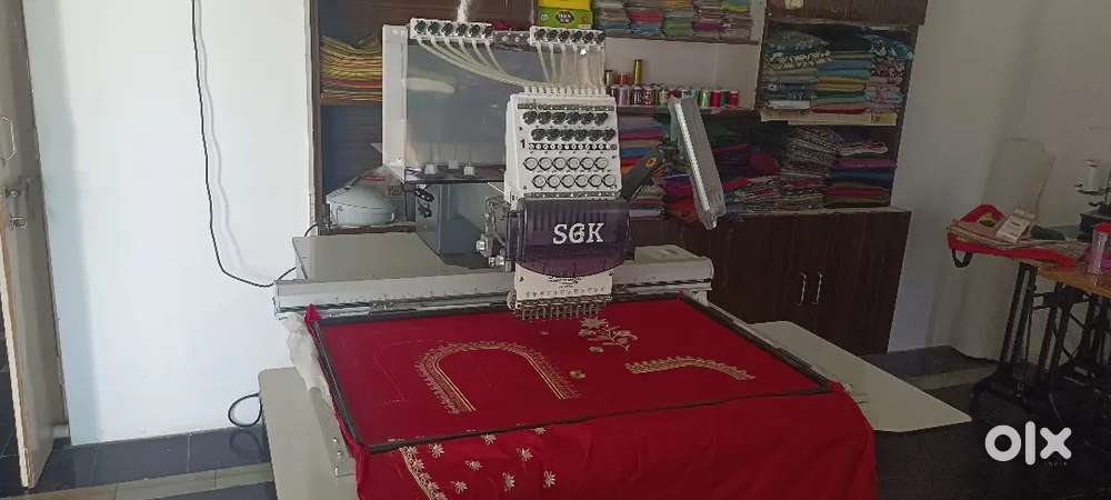 Computer embroidery machine