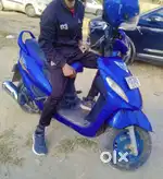 Locking like new, running condition self start, fixed price