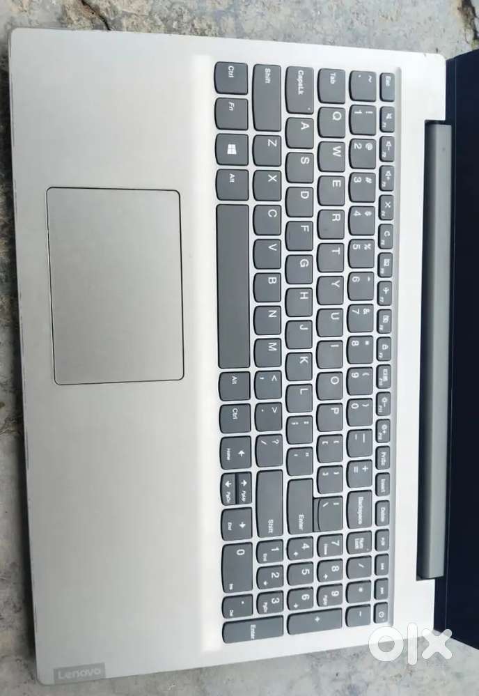 Laptop Lenovo new condition