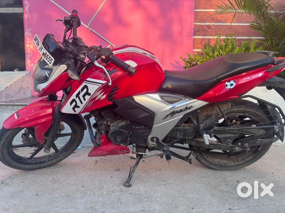 Apache Rtr 160 good condition showroom track