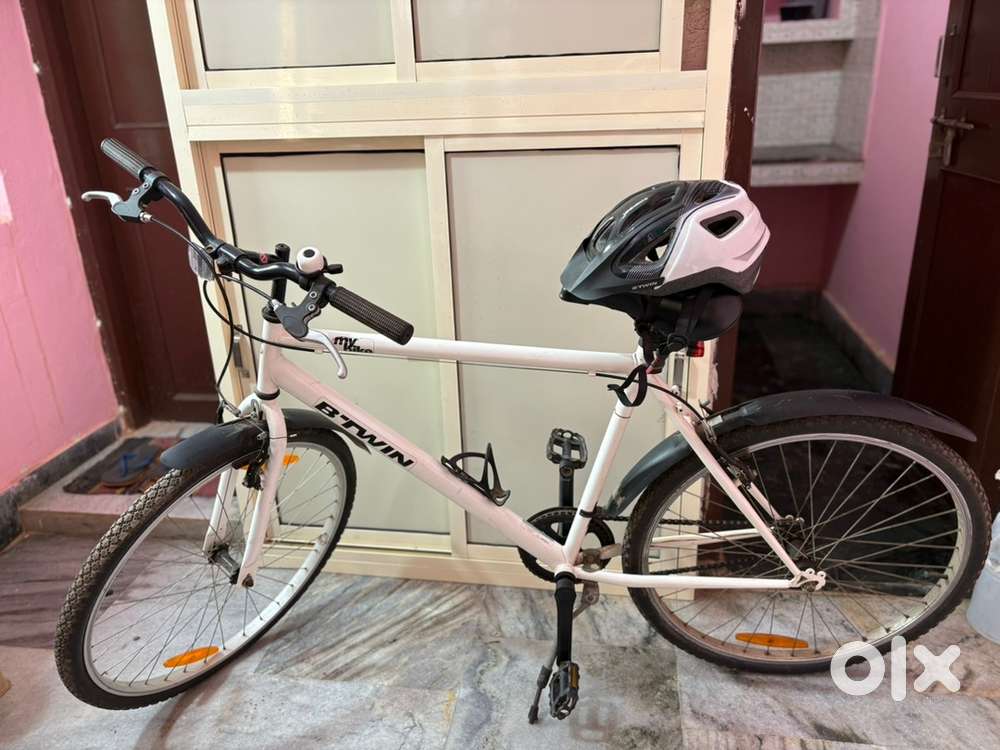 Mountain Bike Mint Condition, Pearl White.