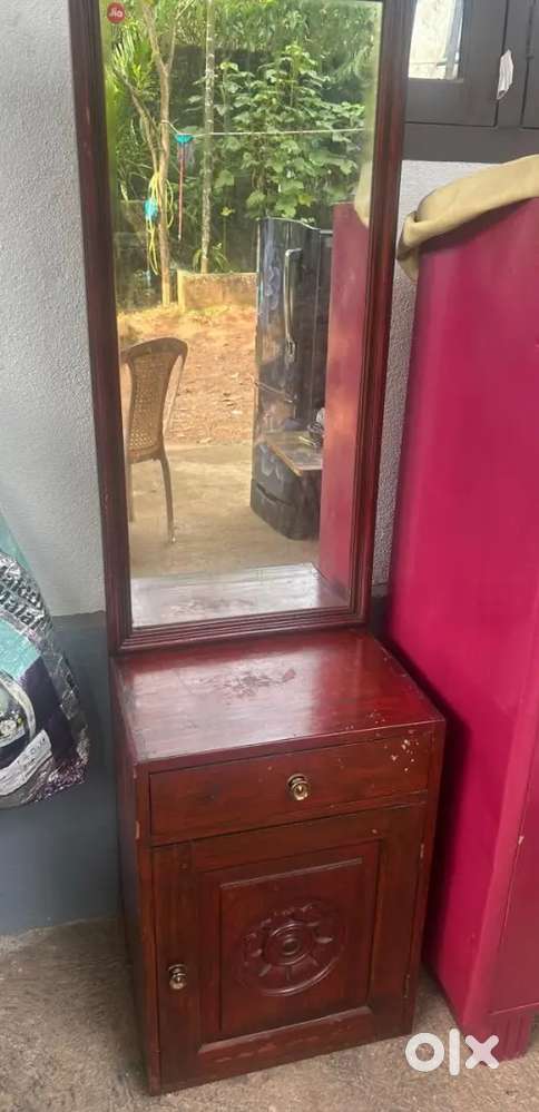ANTIQUE OLD TEEKWOOD DRESSING TABLE.COT WITH MATRESS