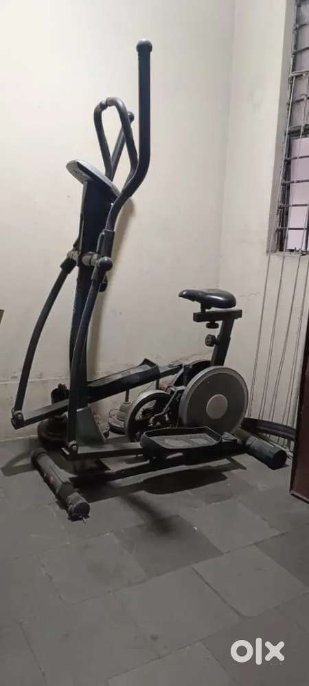 Elliptical machine/cycling machine