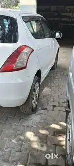 Maruti Suzuki Swift 2012 Diesel 80000 Km Driven