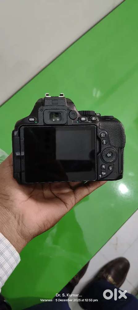 Nikon D5600 touch screen Camera
