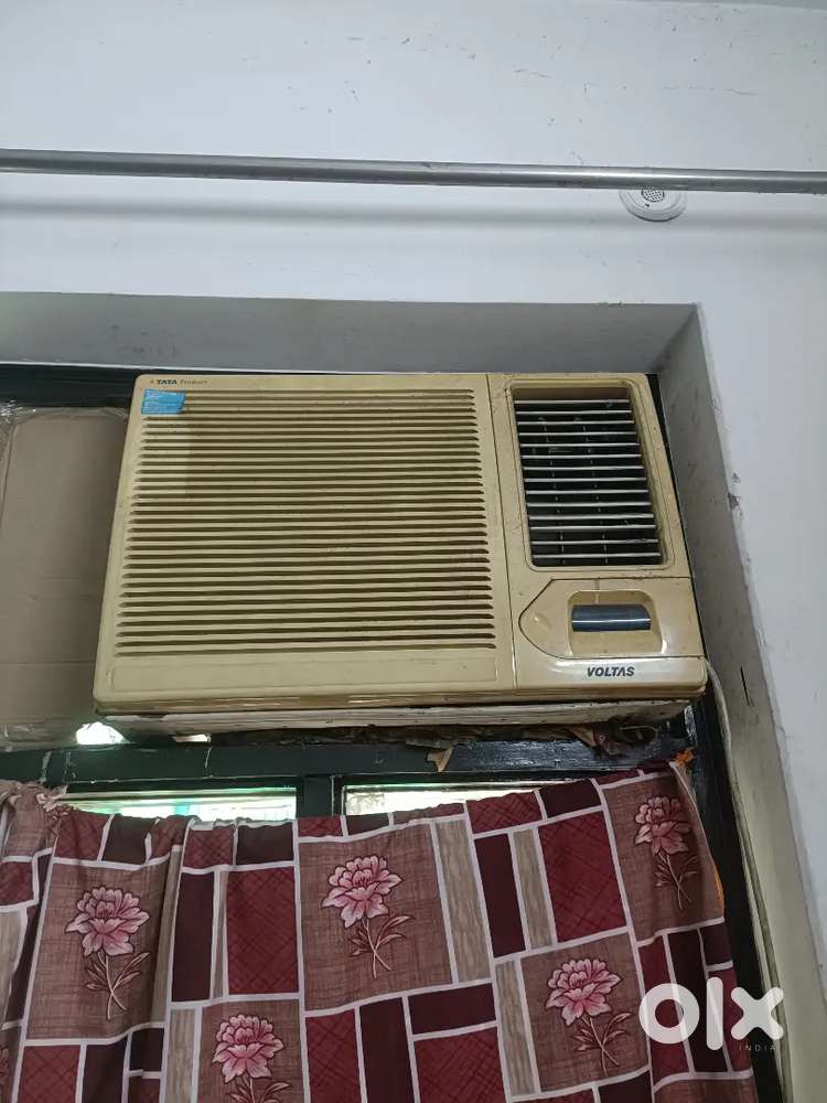 Fully working window A.C