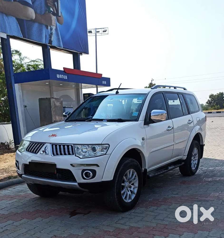 Mitsubishi Pajero Sport 2.5MT Turbo
