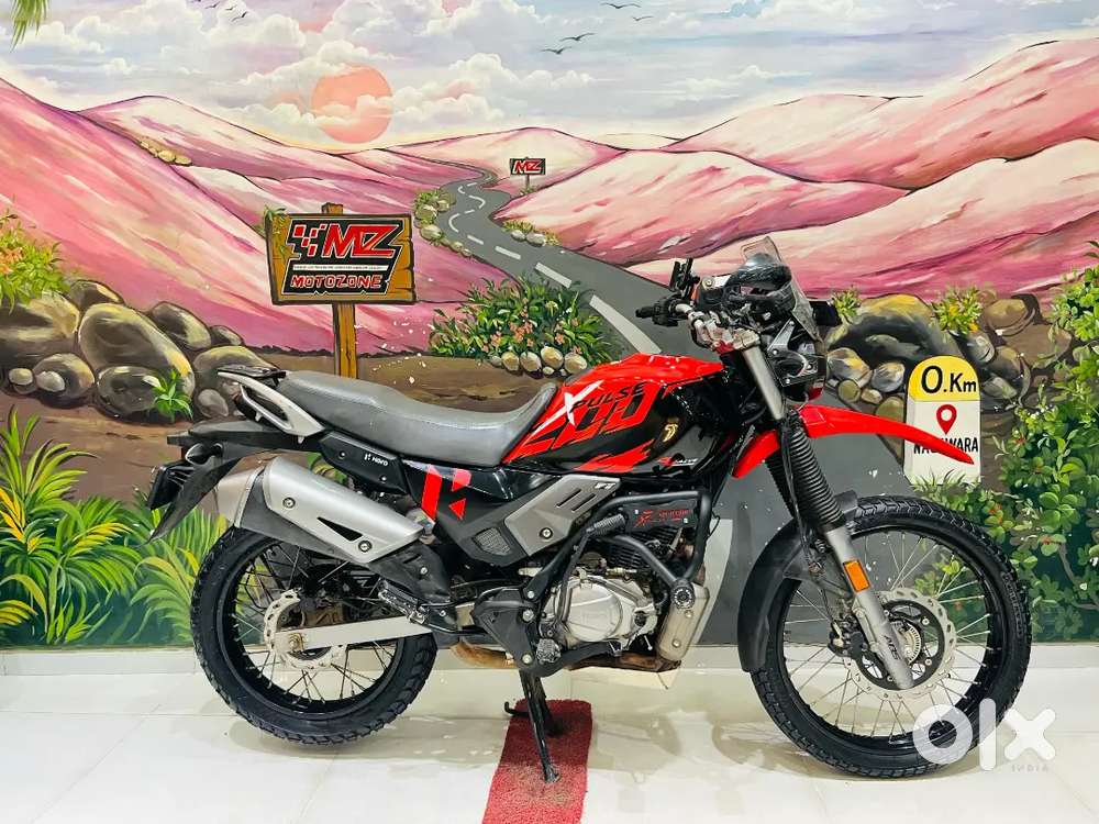 HERO XPULSE 200CC 4V DUAL DISC ABS RED BLACK COLOUR MODEL 2022