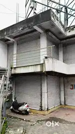 GROUND - Vytila Facing NH - 2000sqft Showroom/ Retail -2.2L