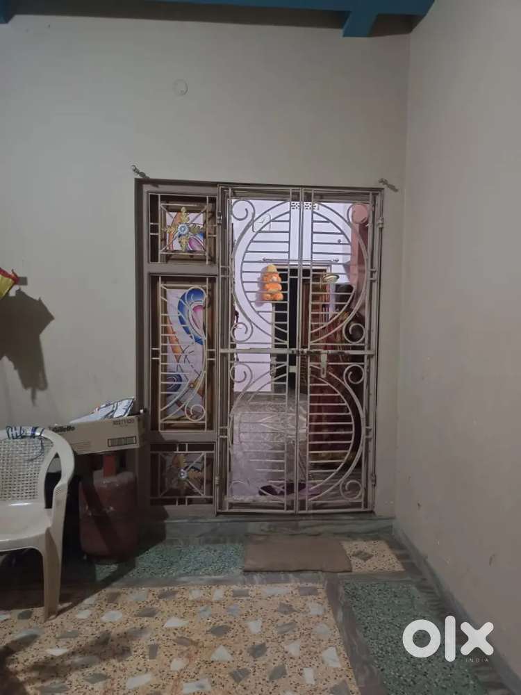 2bhk with attached bathroom,kaluanagar 7th lane(lochapada)