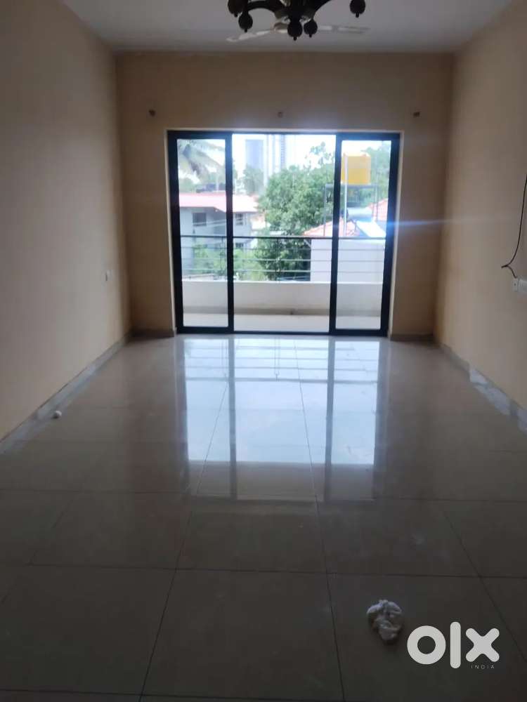 2 bhk flat for rent at chilmbi i rent 18000