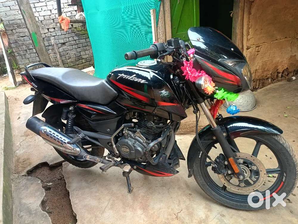 Pulsar 150