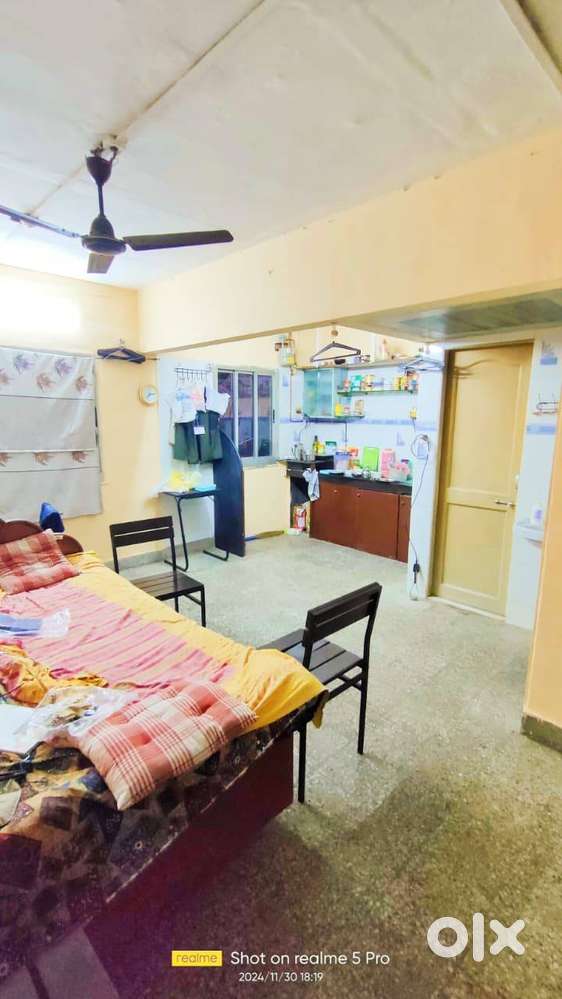 ONE ROOM KITCHEN FOR RENT UNFURNISHED FLAT AVAILABLE ON 10TH NOV.