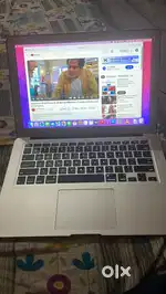 Macbook air 2017 model i5 8gb 256gb