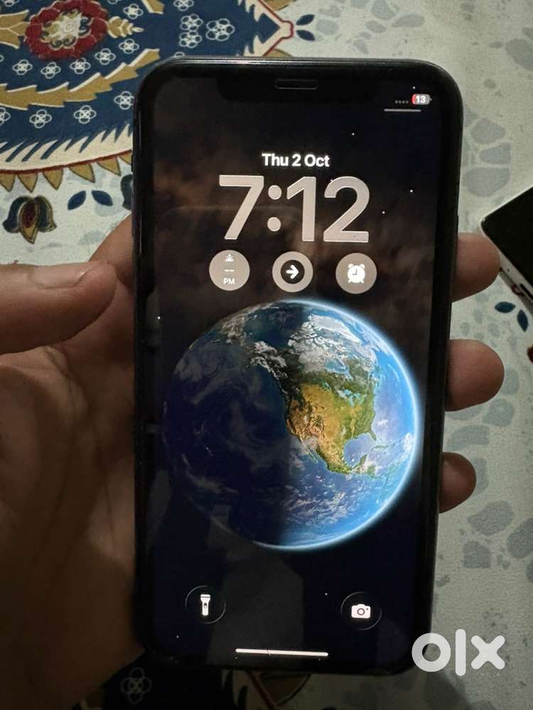 Iphone 11 64 GB Black color