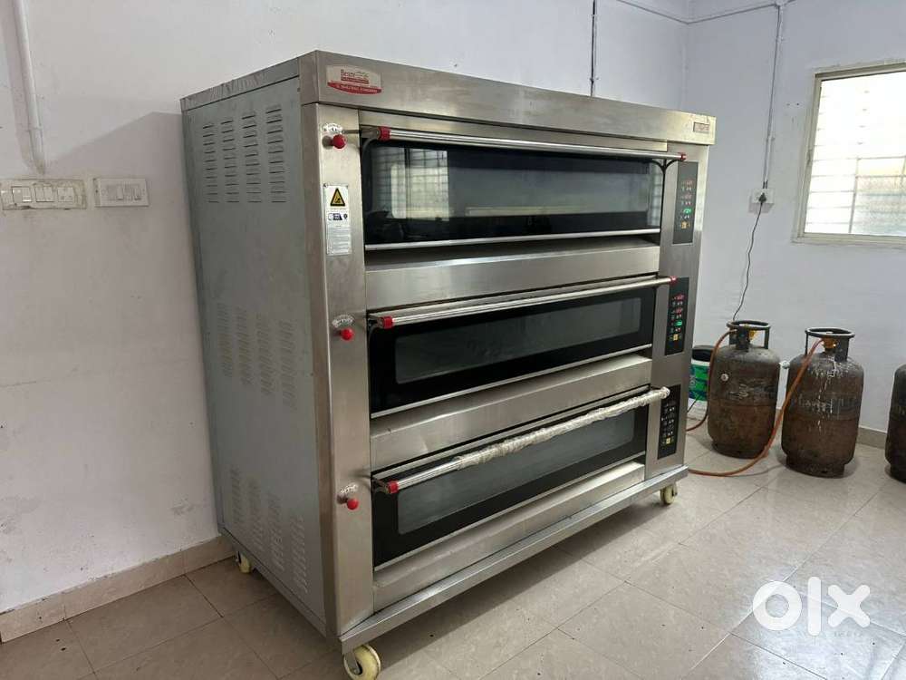 3 Deck 9 Tray Digital Gas Oven