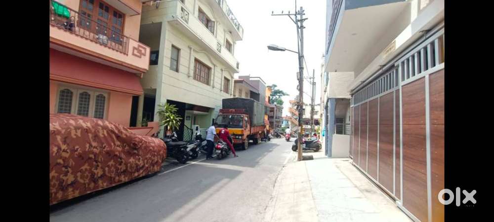 2 floors House for sale near Mahalaxmi Layout Bangalore