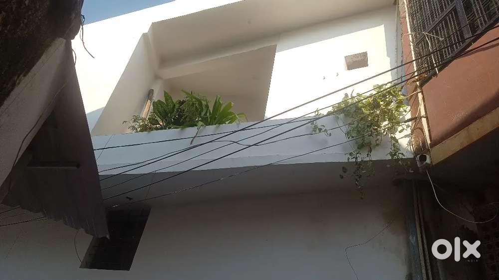 Corner house double-storey