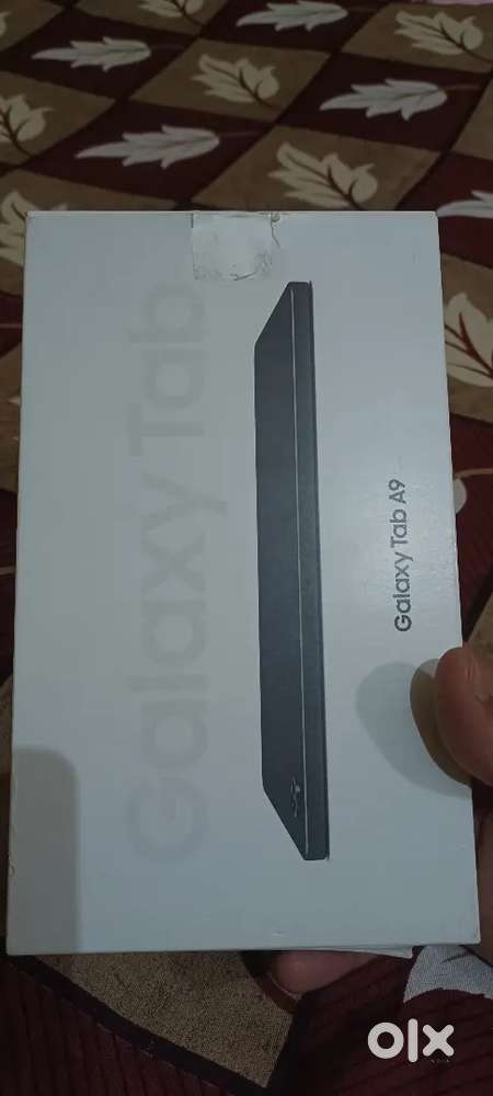 Galaxy Tab A9 (64gb) in graphite colour.