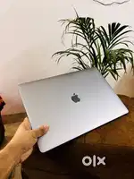 Apple MacBook Pro - 16GB i7 Processor (Laptop)