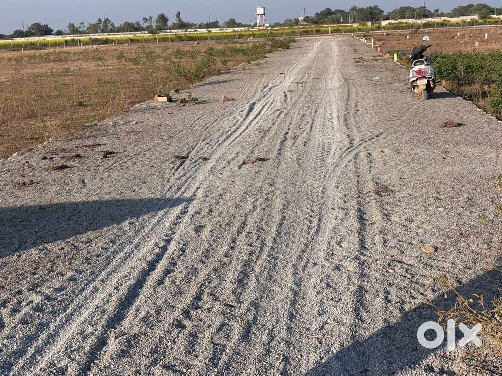 Near New Jaipuriya school at only 425sqf