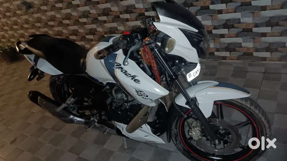 Apache RTR 160 single disc