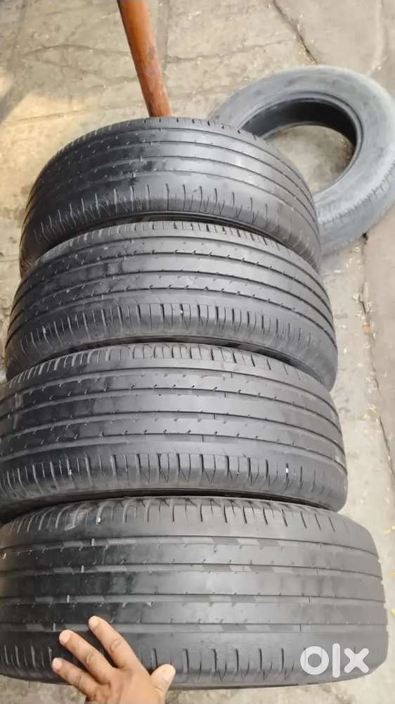 215/60/R16 Apollo