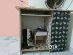 Computer table