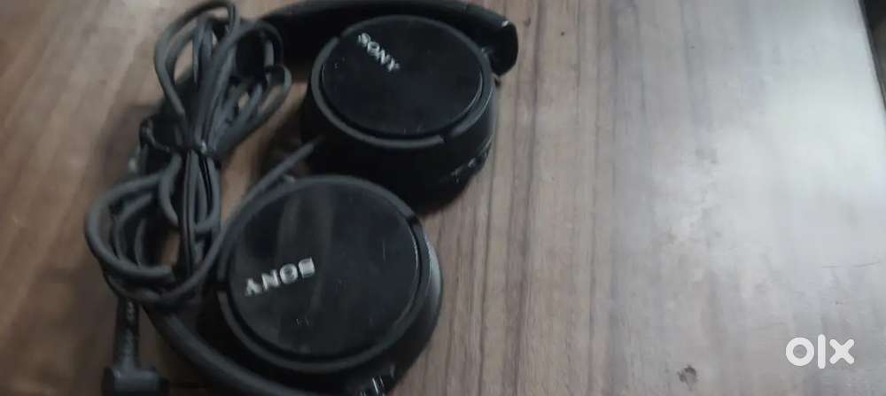 Sony MDR-ZX110 Wired Headphone - Full working -Minor cusion issue