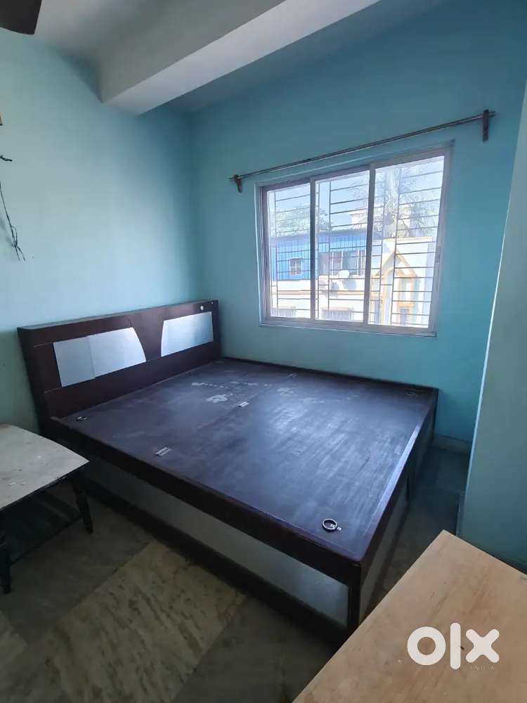 Box bed with inner wooden polish and outside laminated