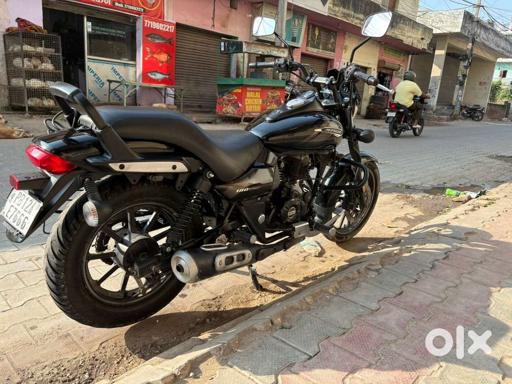 Bajaj avenger 180 cruiser