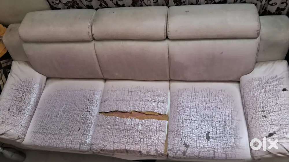 Sofa with metal frame 3 seater