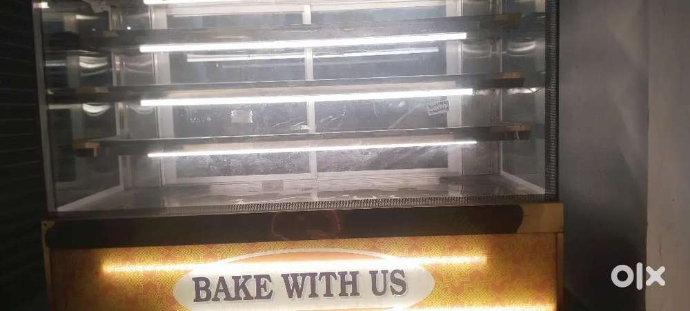 Cake display fridge