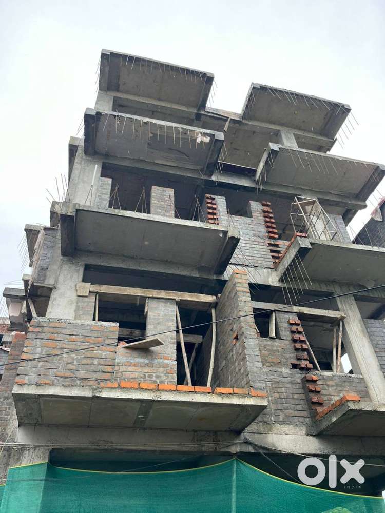 FLATS IN ANAKAPUTHUR