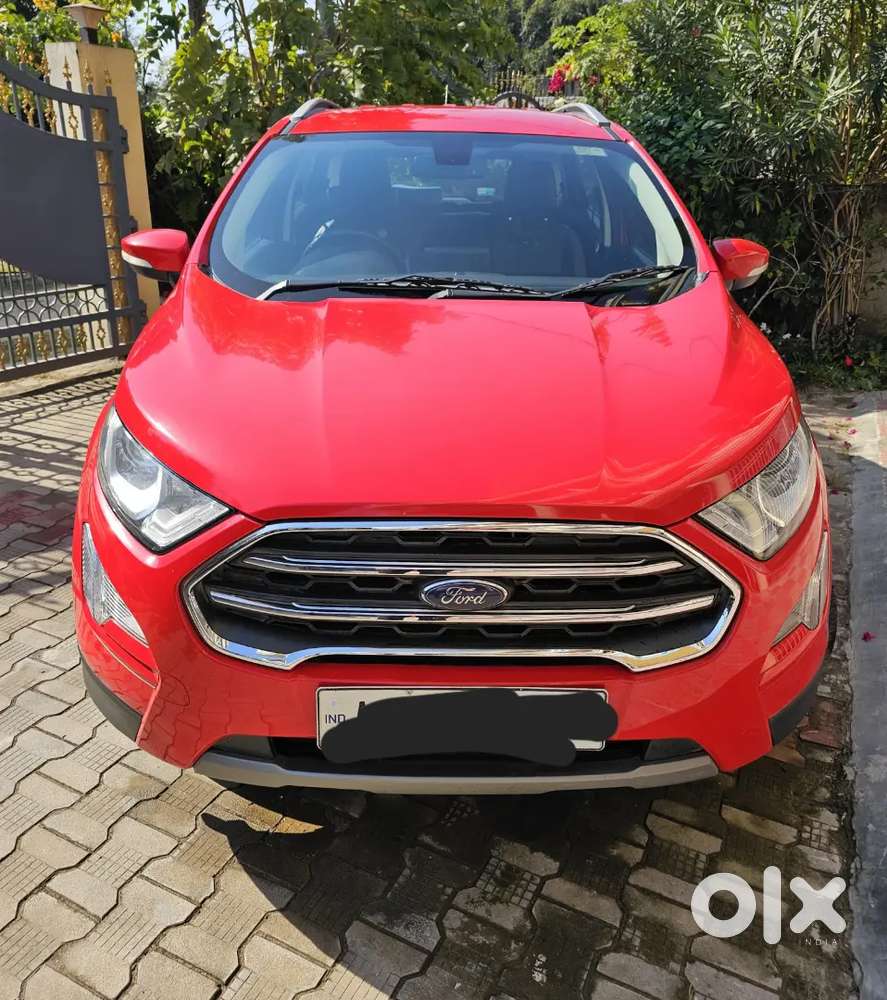 Ford Ecosport Titanium Automatic Top Model. Red color. 2017 variant