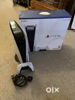 Sony PlayStation 5 825GB Disc Edition Console White