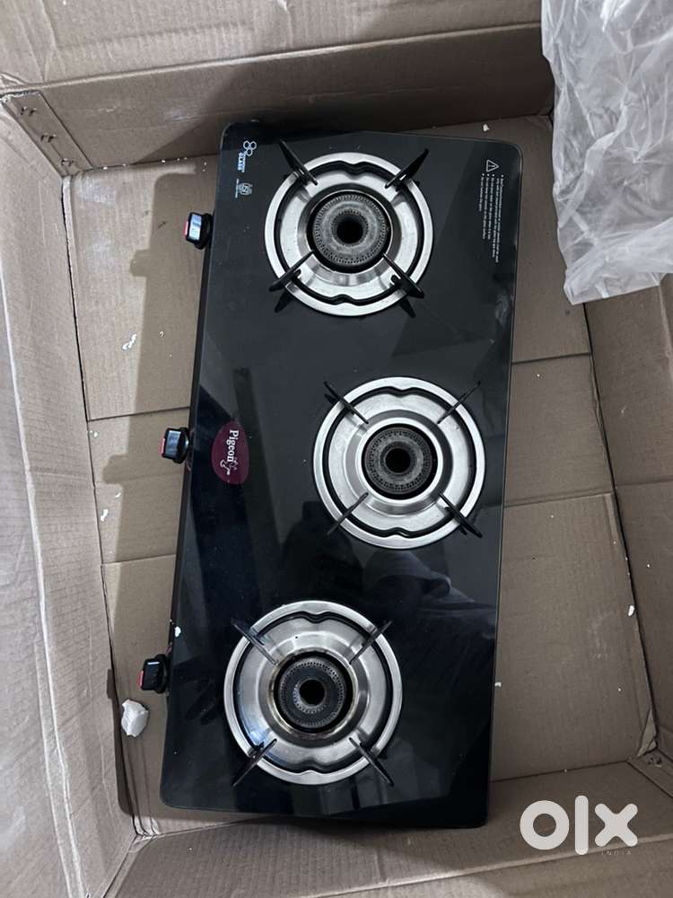 Pegion 3 Burner Glass Top Gas Stove