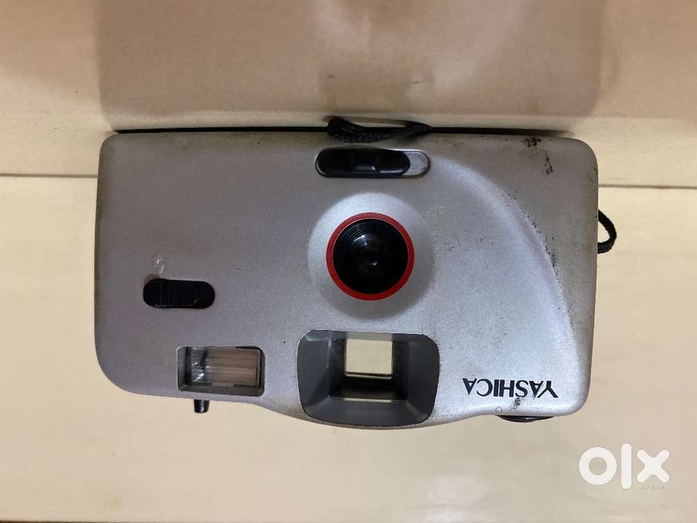 Yashica 35mm camera