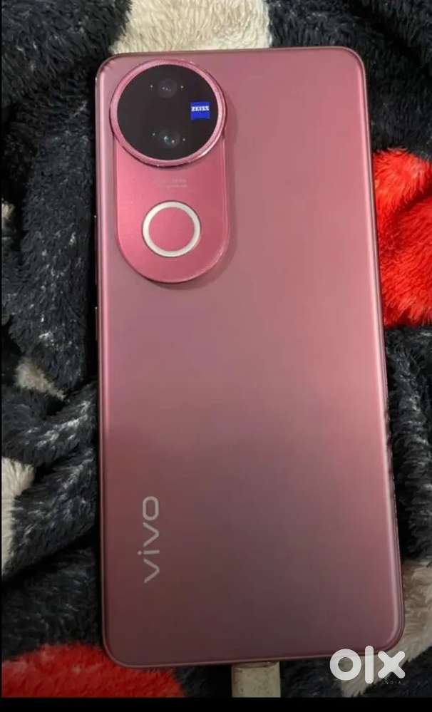 Vivo v50 5G 8gb ram 256gb