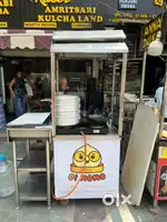 Momos sell karne ke liye ladka chaiye