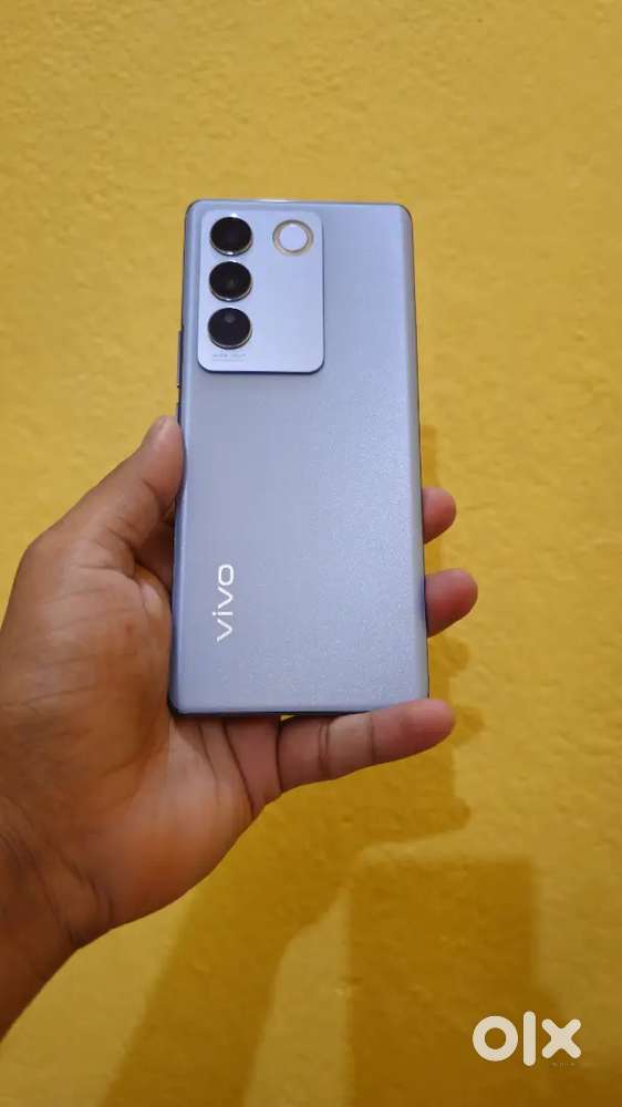 VIVO V27 PRO 5G 8+8GB/128GB Just 1.5Yrs Old
