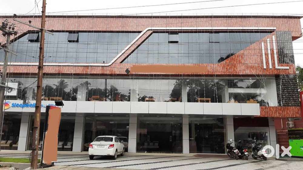 ഫുള്ളി ഫർണിഷിംഗ് ഓഫീസ് സ്പേസ് പാലക്കാട് ടൗൺ. 2500 സ്ക്വയർ ഫീറ്റ്. ഫസ്റ