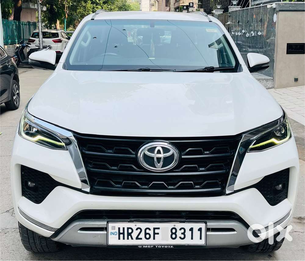 Toyota Fortuner 4X4 MT 2.8 Diesel, 2021, Diesel