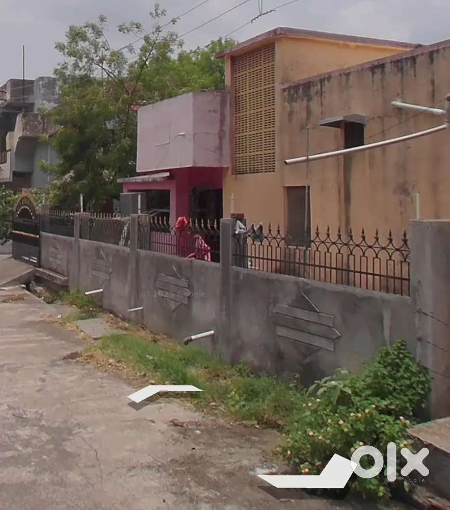 Corner house bunglow type