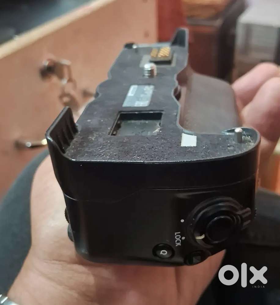 Battery grip for fuji xh1