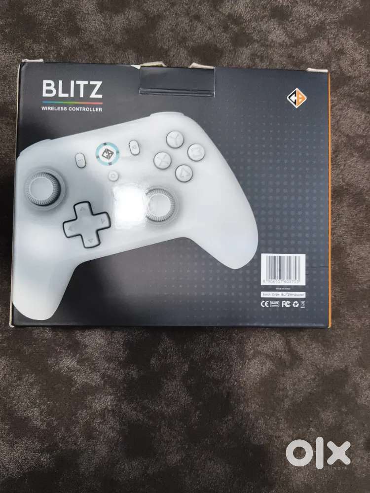 Cosmic byte blitz wireless controller price 2000