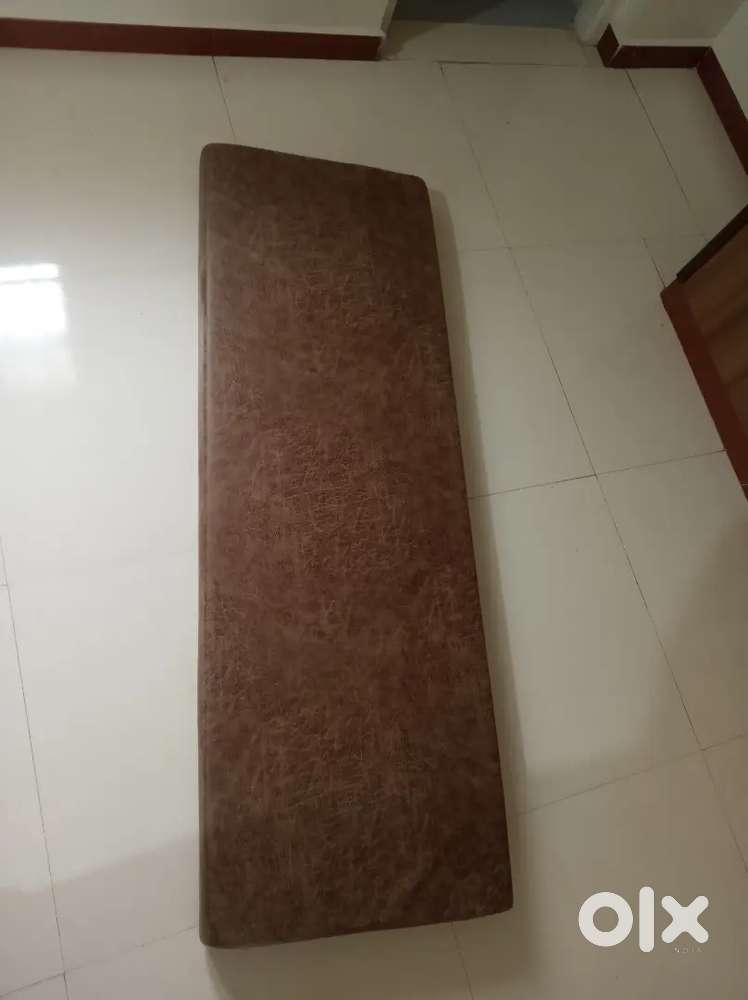Foam sheet ( 5 × 1.75 ) ft ~ Kurl On company sheet , with cover