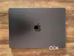 Apple Mac Book - M4