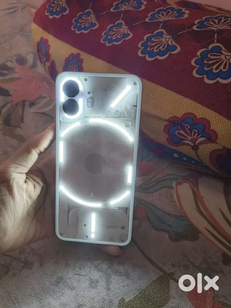 Premium phone Nothing phone 2 (12/256gb) under 19000 only