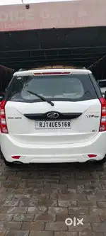 Mahindra XUV500 W4, 2016, Diesel